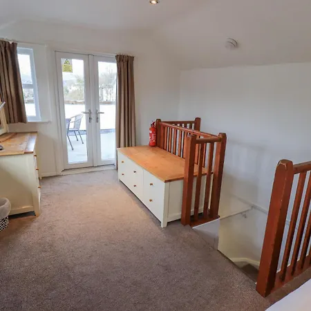 Windows דירה אמבלסייד